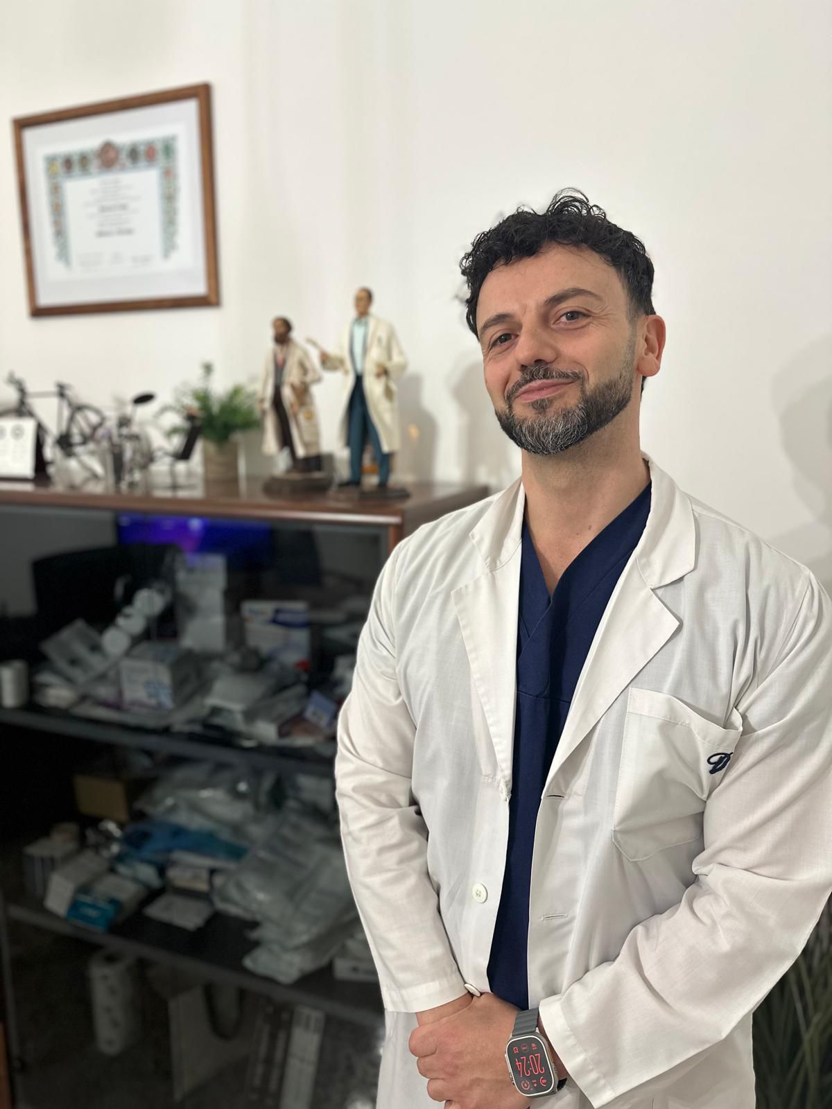 Dr. Damiano Longo, chirurgo ortopedico a Lecce